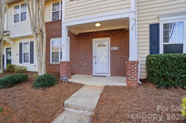 8422 Chaceview Court, Charlotte, NC 28269