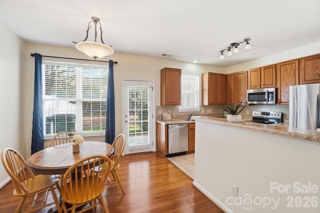 8422 Chaceview Court, Charlotte, NC 28269