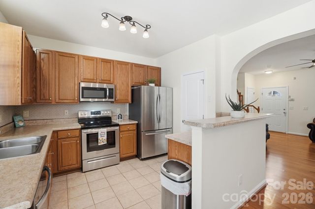 8422 Chaceview Court, Charlotte, NC 28269