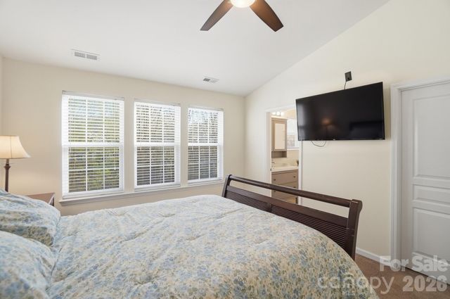 8422 Chaceview Court, Charlotte, NC 28269