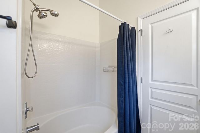 8422 Chaceview Court, Charlotte, NC 28269