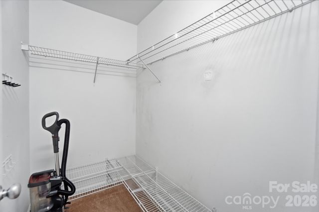 8422 Chaceview Court, Charlotte, NC 28269