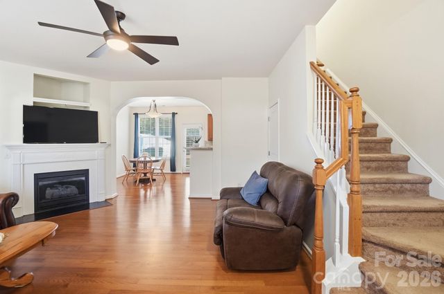 8422 Chaceview Court, Charlotte, NC 28269