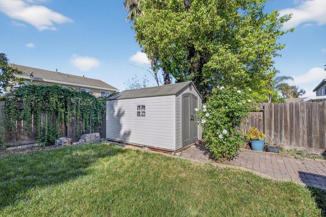 2656 Maybrook Dr, Sacramento, CA 95835