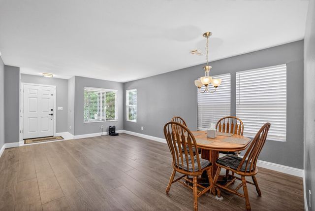 2656 Maybrook Dr, Sacramento, CA 95835