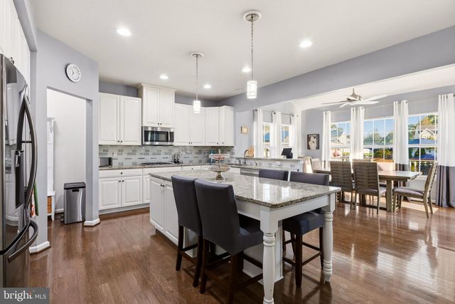 205 FILBERT ST, Wenonah, NJ 08090