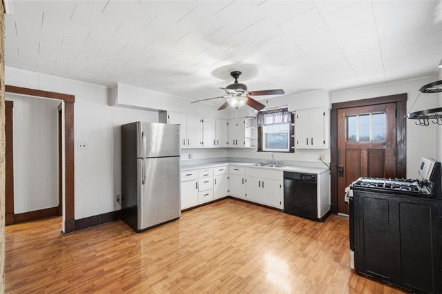 1562 4th Street, Carroll Twp, PA 15063