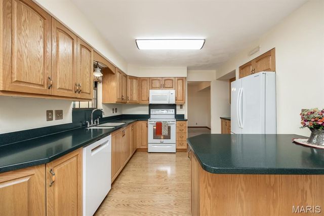 328 Veach Drive, Fairview Heights, IL 62208