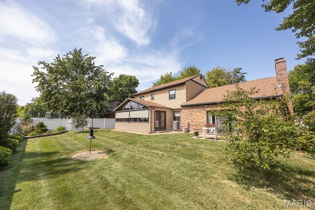 328 Veach Drive, Fairview Heights, IL 62208
