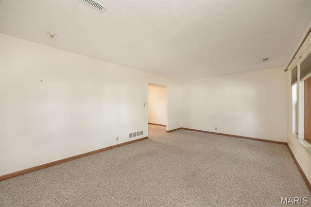 328 Veach Drive, Fairview Heights, IL 62208