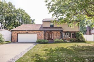 328 Veach Drive, Fairview Heights, IL 62208