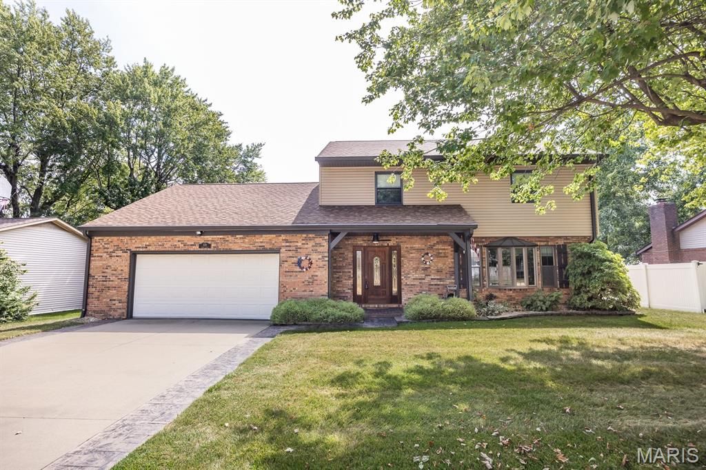 328 Veach Drive, Fairview Heights, IL 62208