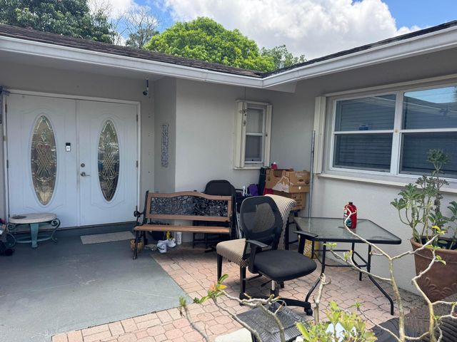 6280 SW 4th Street, Margate, FL 33068