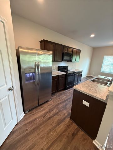 12660 Waterbury, Moundville, AL 35474