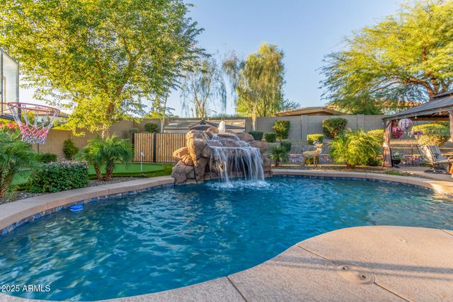 40128 N HICKOK Trail, Phoenix, AZ 85086