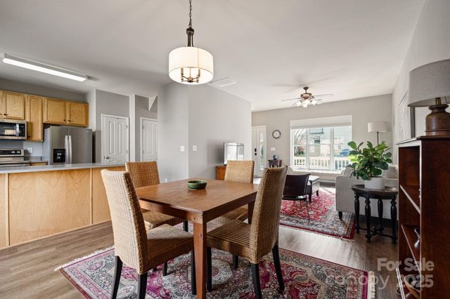 115 E Decatur Avenue, Mooresville, NC 28117