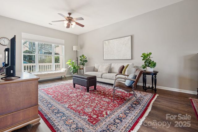 115 E Decatur Avenue, Mooresville, NC 28117