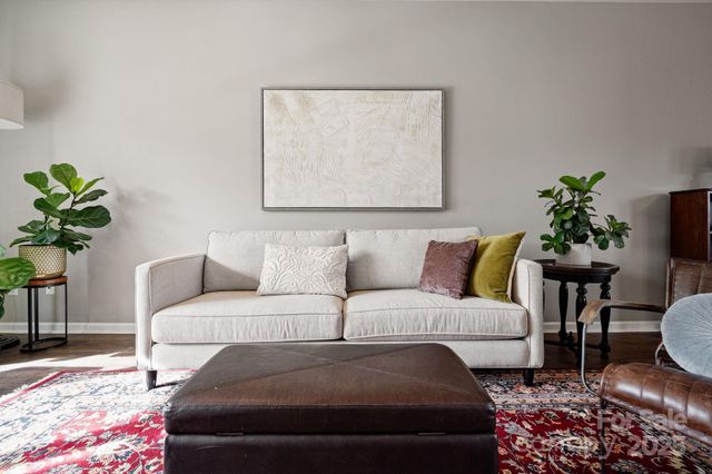 115 E Decatur Avenue, Mooresville, NC 28117