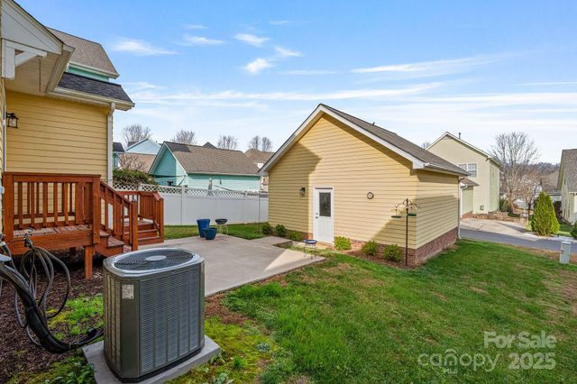 115 E Decatur Avenue, Mooresville, NC 28117