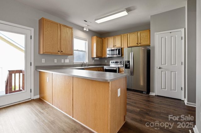 115 E Decatur Avenue, Mooresville, NC 28117