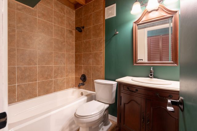 6131 NW 34th Way, Fort Lauderdale, FL 33309
