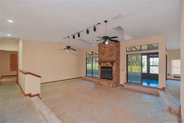 4757 W Casper Lane, Beverly Hills, FL 34465