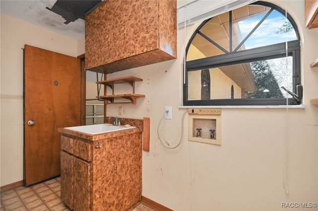 4757 W Casper Lane, Beverly Hills, FL 34465