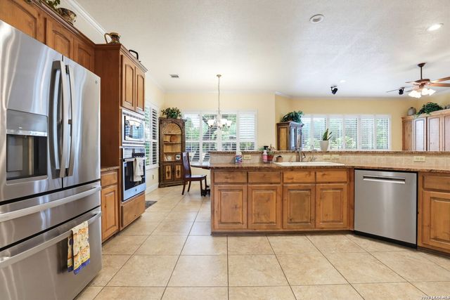 314 Las Tablas, Helotes, TX 78023