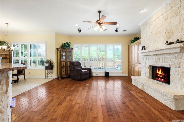 314 Las Tablas, Helotes, TX 78023