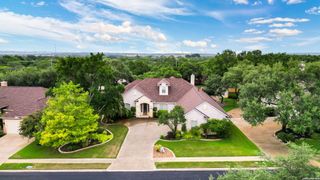 314 Las Tablas, Helotes, TX 78023