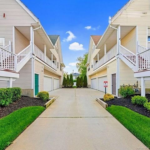 226 Westside Avenue B, Freeport, NY 11520