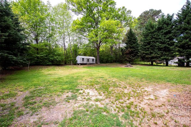 2711 Springbrook Circle, Gastonia, NC 28052