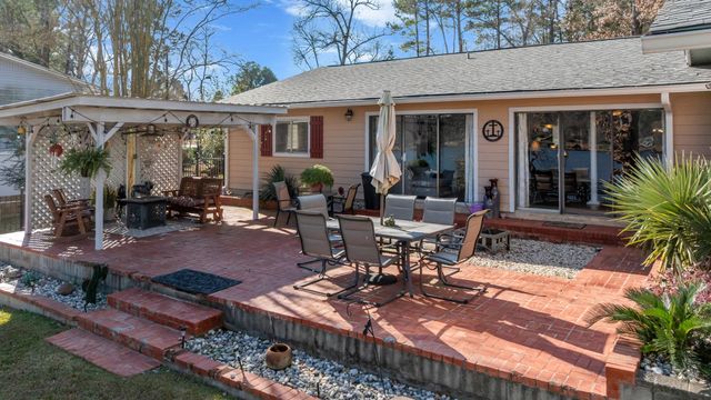 2120 W Lake, Gladewater, TX 75647