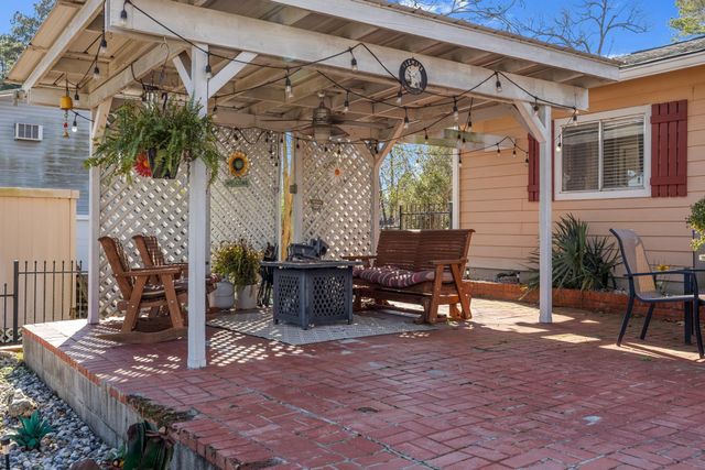 2120 W Lake, Gladewater, TX 75647