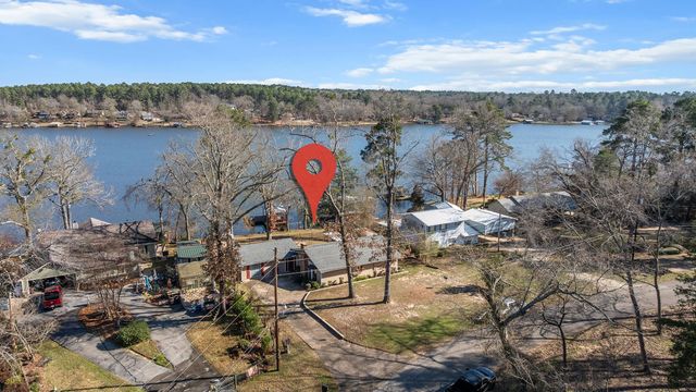 2120 W Lake, Gladewater, TX 75647