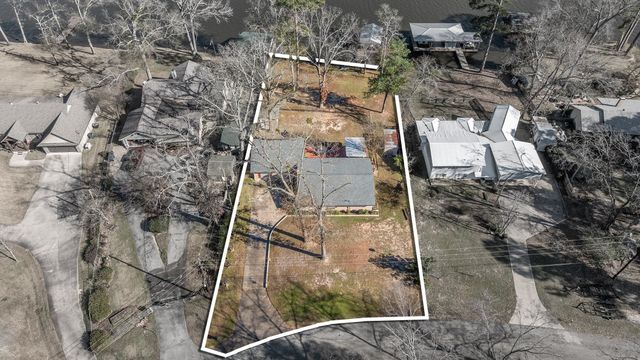 2120 W Lake, Gladewater, TX 75647