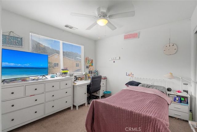 26142 Gravett Place, Saugus, CA 91350