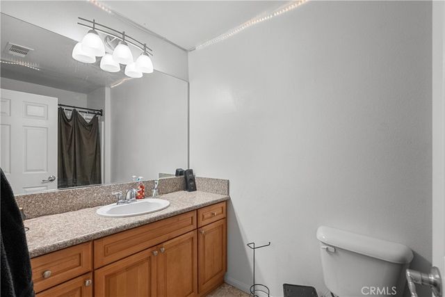 26142 Gravett Place, Saugus, CA 91350