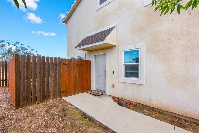 26142 Gravett Place, Saugus, CA 91350