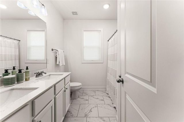 84 Martha Ann Avenue, Winder, GA 30680