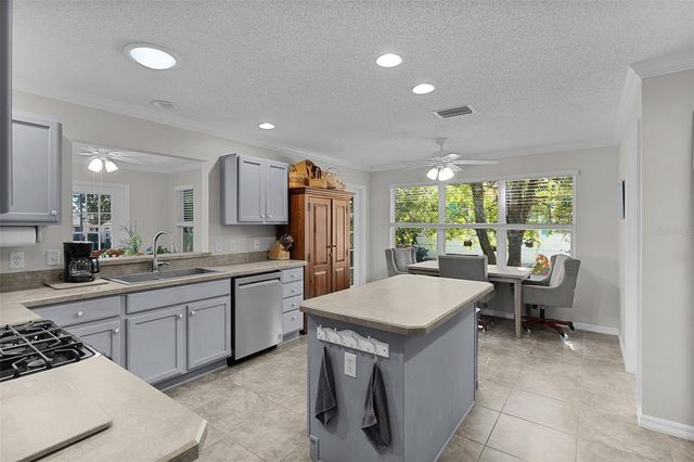 17645 SE 93RD CARSON TERRACE, The Villages, FL 32162