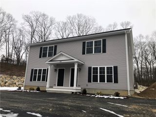 1445 Old Louisquisset Pike 5B, Lincoln, RI 02865