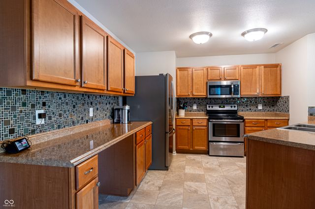 15403 Harmon Place, Noblesville, IN 46060