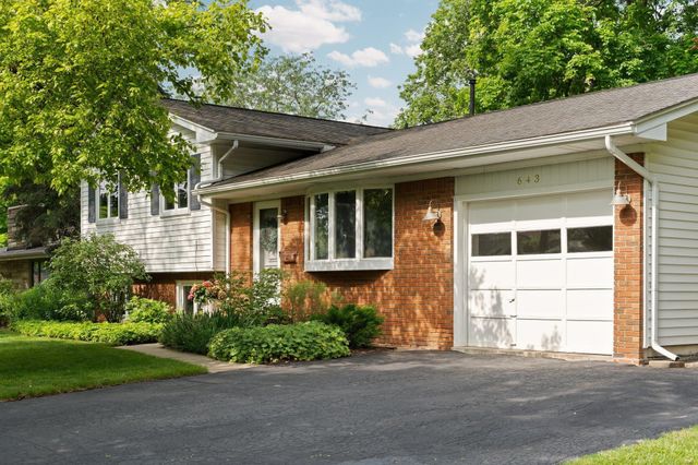 643 Hickory Lane, Saline, MI 48176