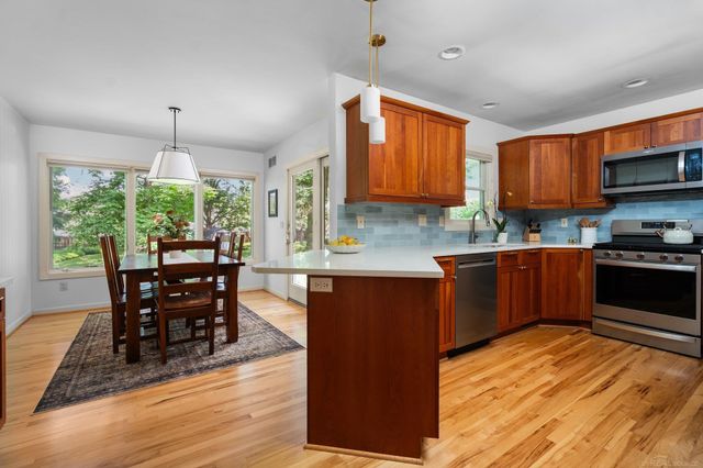 643 Hickory Lane, Saline, MI 48176