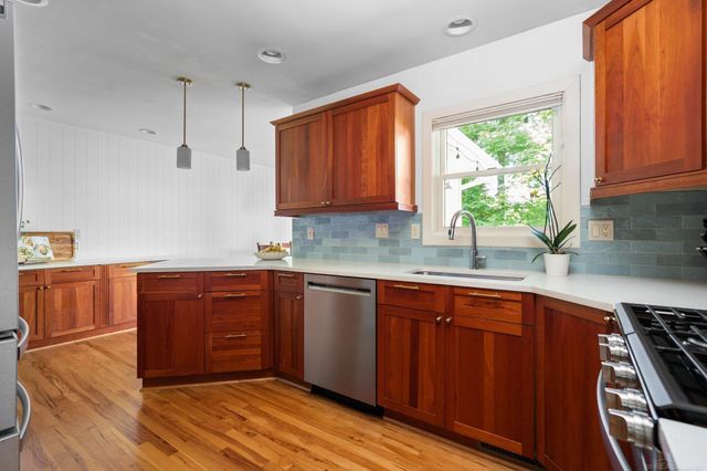 643 Hickory Lane, Saline, MI 48176