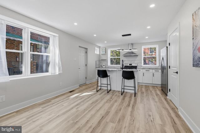 937 E GORGAS LN, Philadelphia, PA 19150