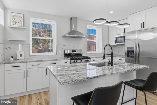 937 E GORGAS LN, Philadelphia, PA 19150