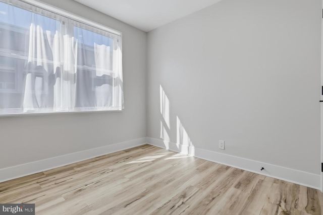 937 E GORGAS LN, Philadelphia, PA 19150