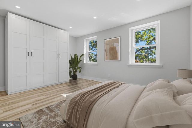 937 E GORGAS LN, Philadelphia, PA 19150